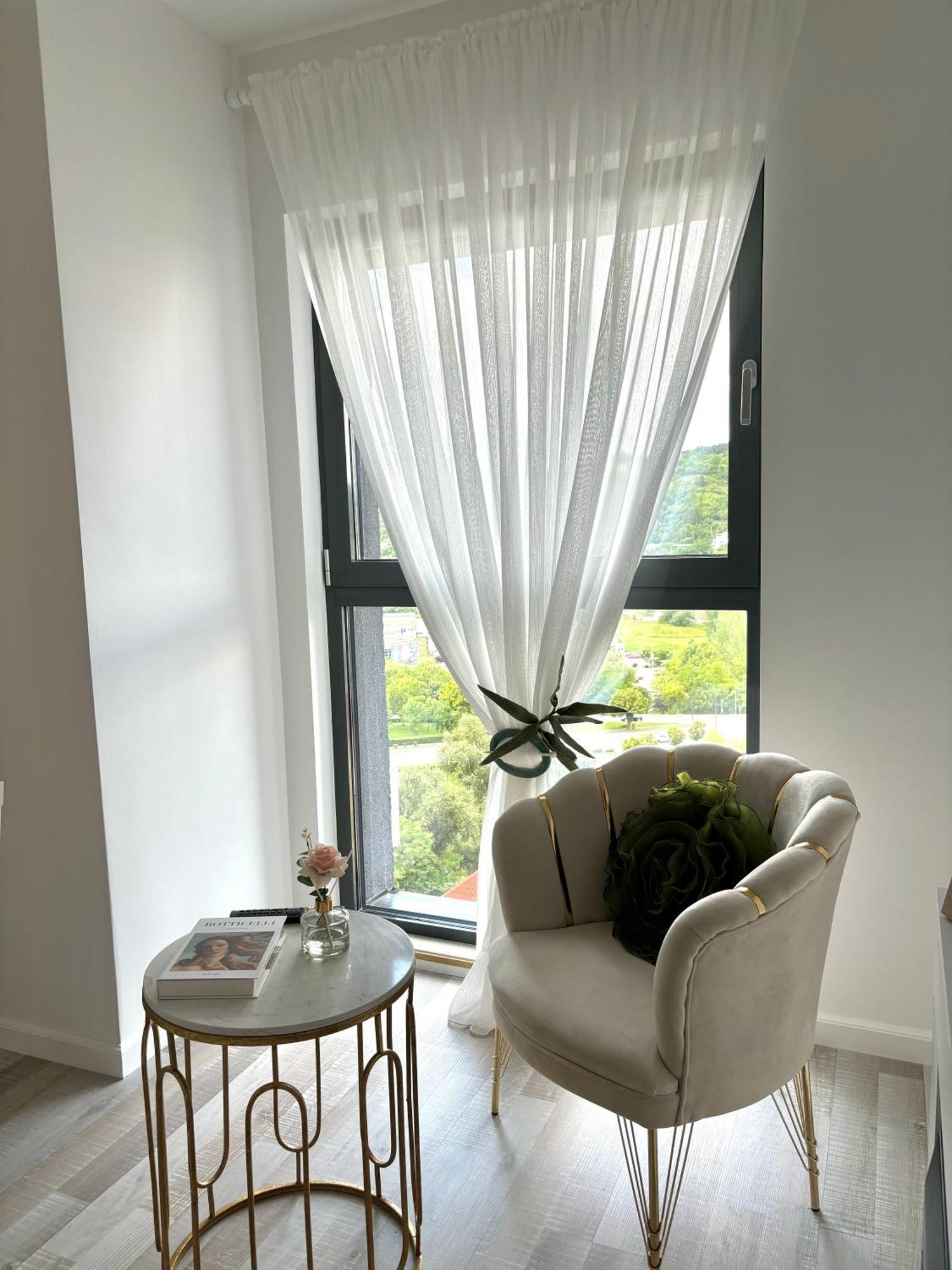 קלוז'-נאפוקה Aquilla Tower Apartment 8Th Floor מראה חיצוני תמונה