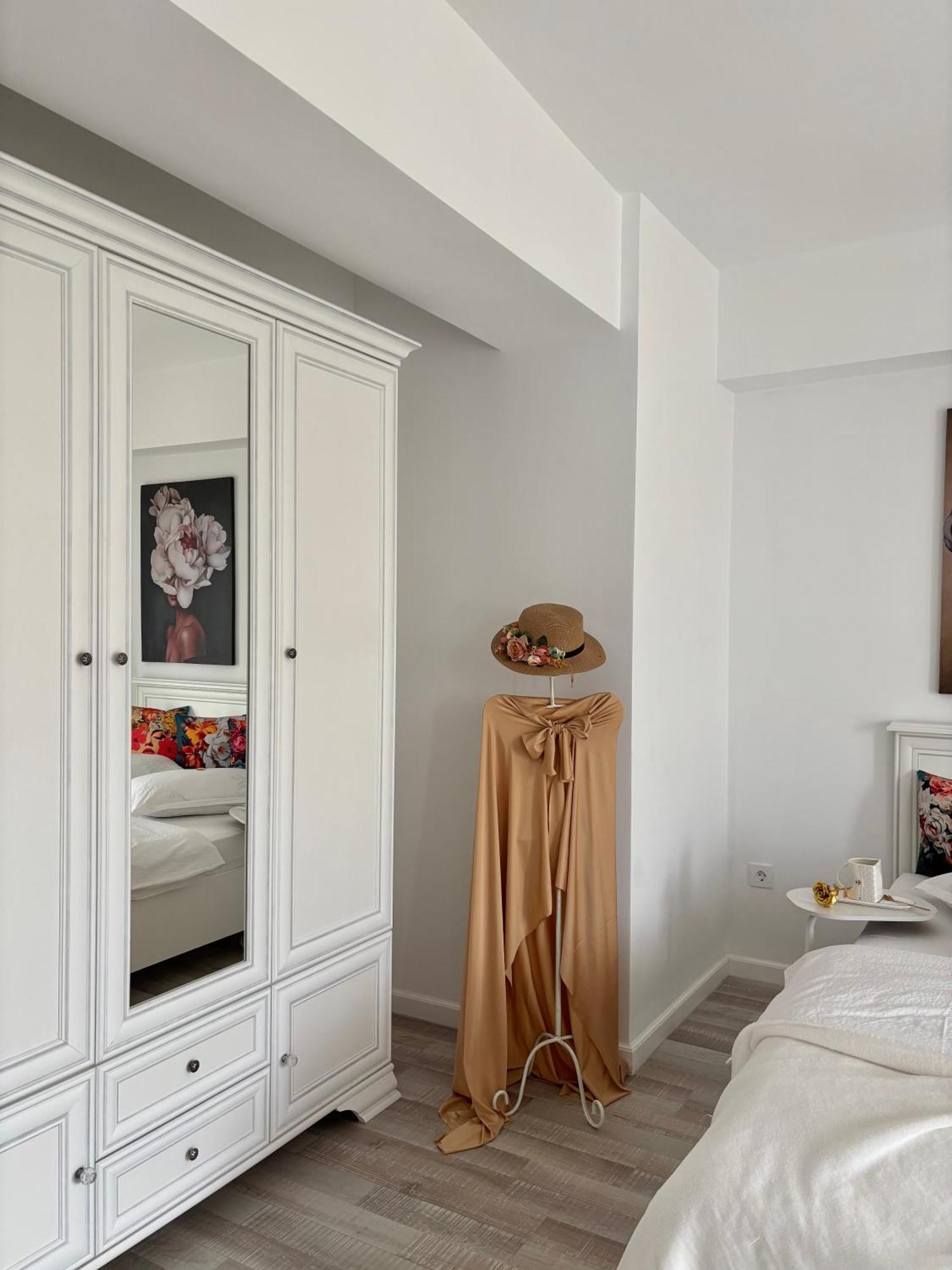 קלוז'-נאפוקה Aquilla Tower Apartment 8Th Floor מראה חיצוני תמונה